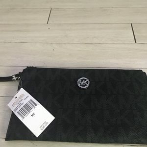 Michael Kors Zip Clutch